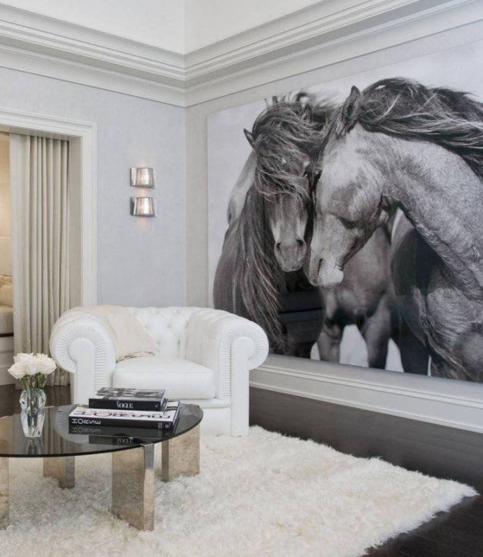 Papel pintado fotográfico blanco en el salón