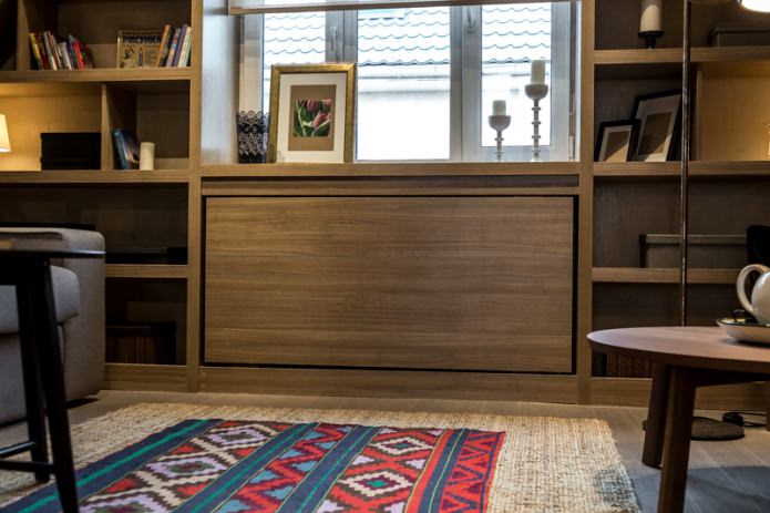 ocultar la batería con una caja de madera