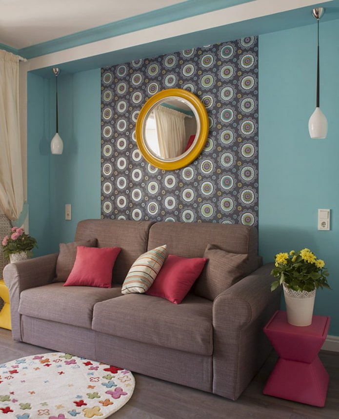 insertar papel tapiz en la pared