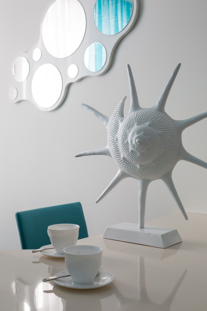 estatuilla marina