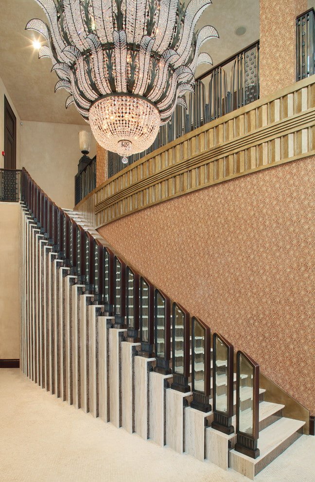 Escalera con barandillas de cristal