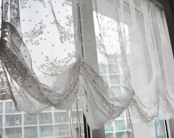 Cortinas de encaje austriaco