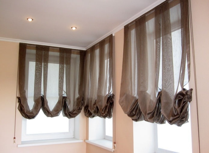 Cortinas austriacas marrones