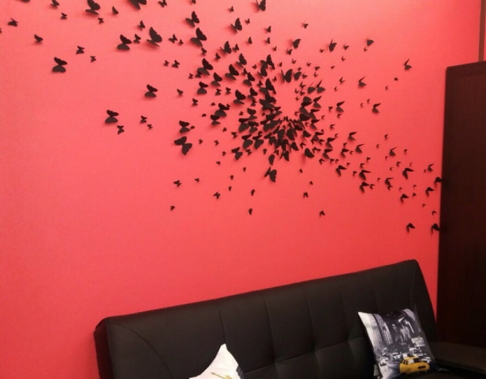 mariposas sobre el sofá