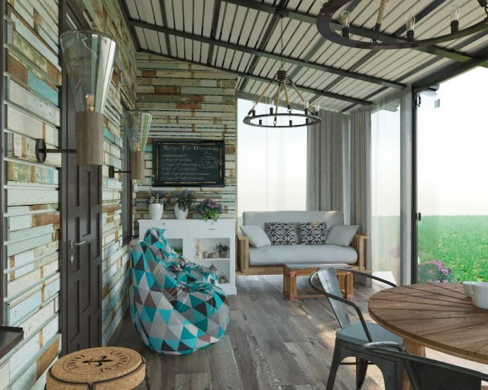 Balcón luminoso de estilo loft