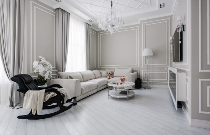 Decoración de salón en tonos blancos