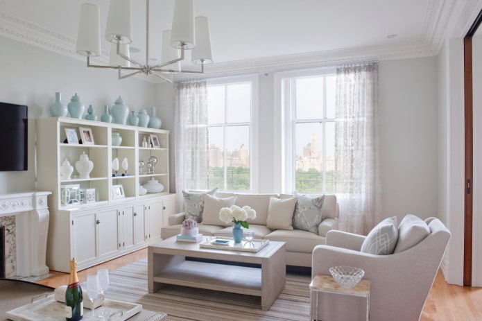 salón en tonos blancos al estilo provenzal