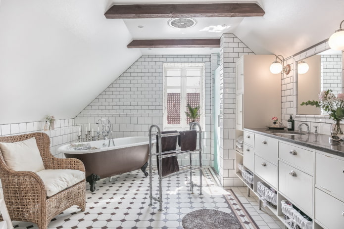 baño blanco en estilo provenzal