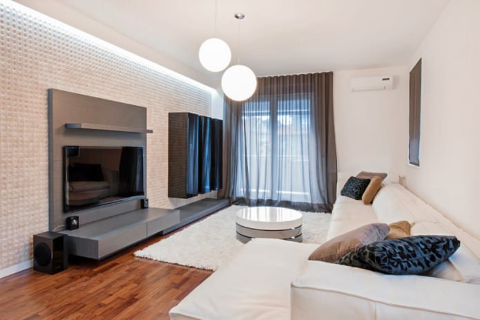 cortinas en el interior de una sala de estar blanca