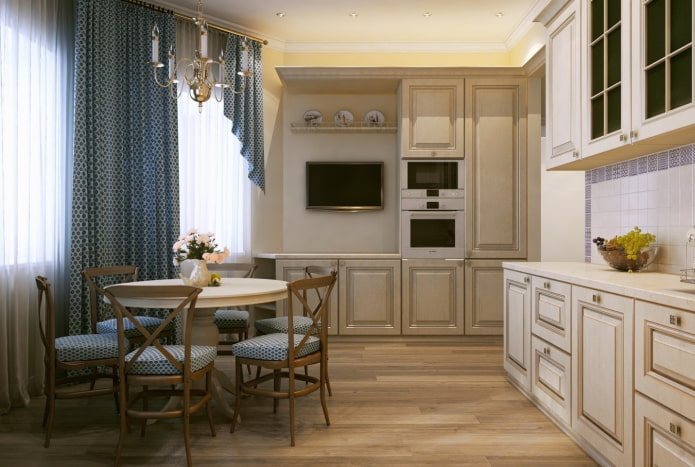 cortinas en el interior de la cocina en tonos beige