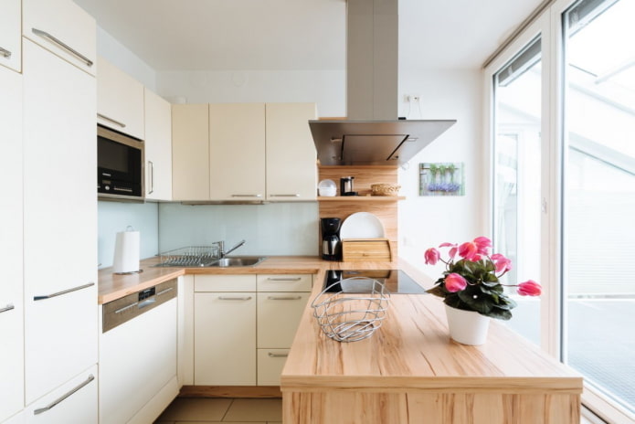 encimera de cocina en tonos beige