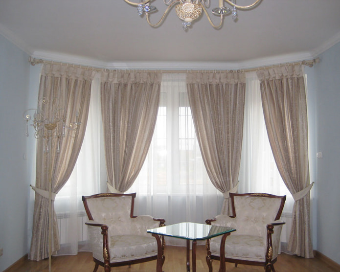 cortinas con anillas en la sala