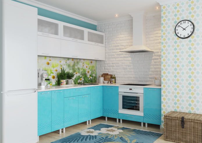 interior de cocina en tonos blanco y turquesa