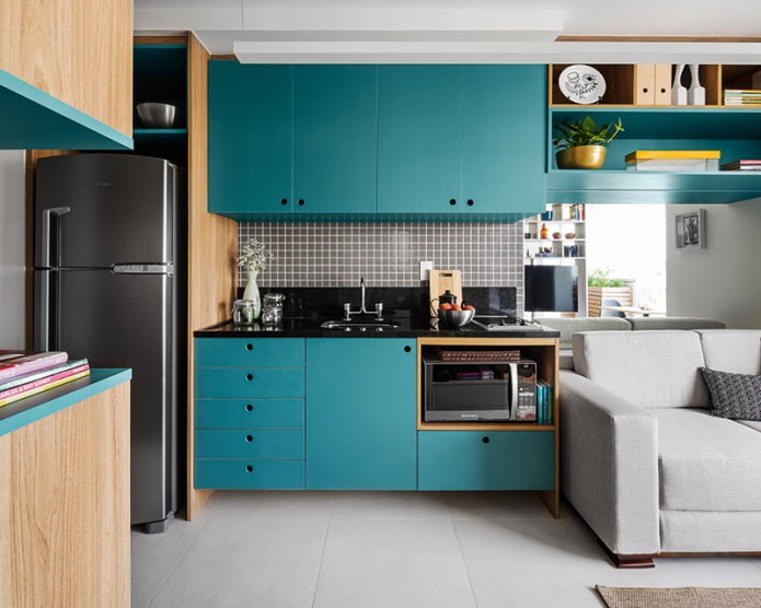 Encimera en color turquesa para el interior de la cocina