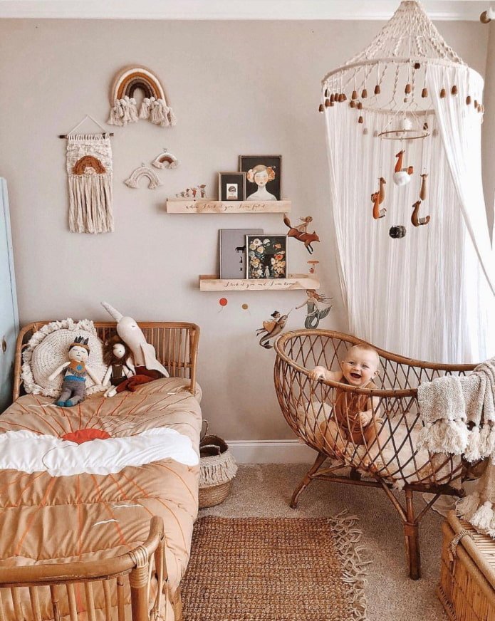 habitación infantil en tonos cálidos