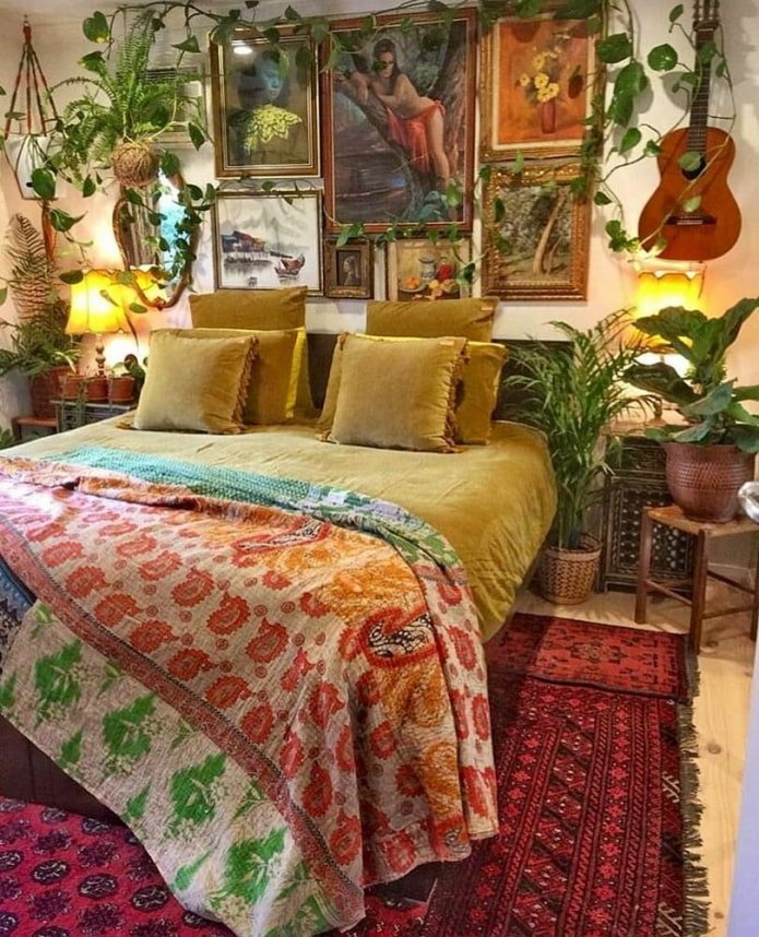 dormitorio colorido de estilo boho