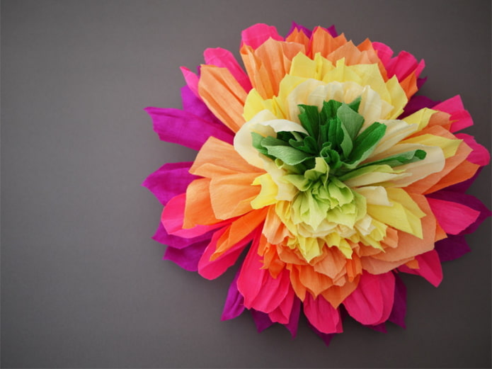 Flor grande multicolor