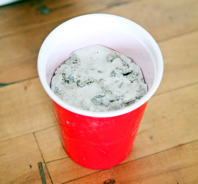 Cemento en un vaso