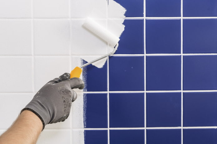 cómo quitar pintura de azulejos
