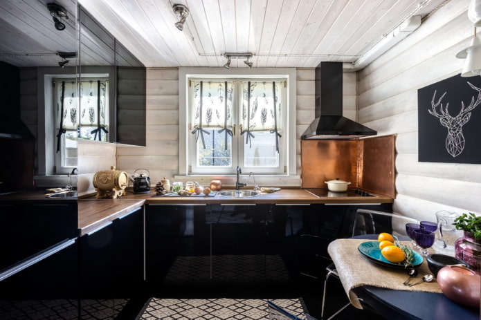 juego de cocina negro en el interior