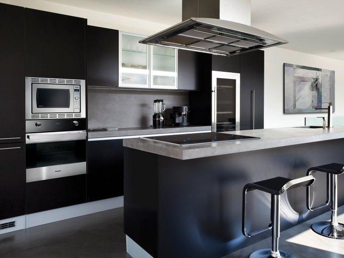 Diseño de cocina moderna con muebles negros