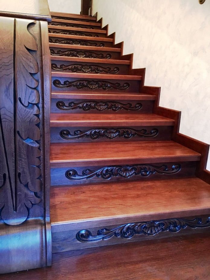 carving on risers