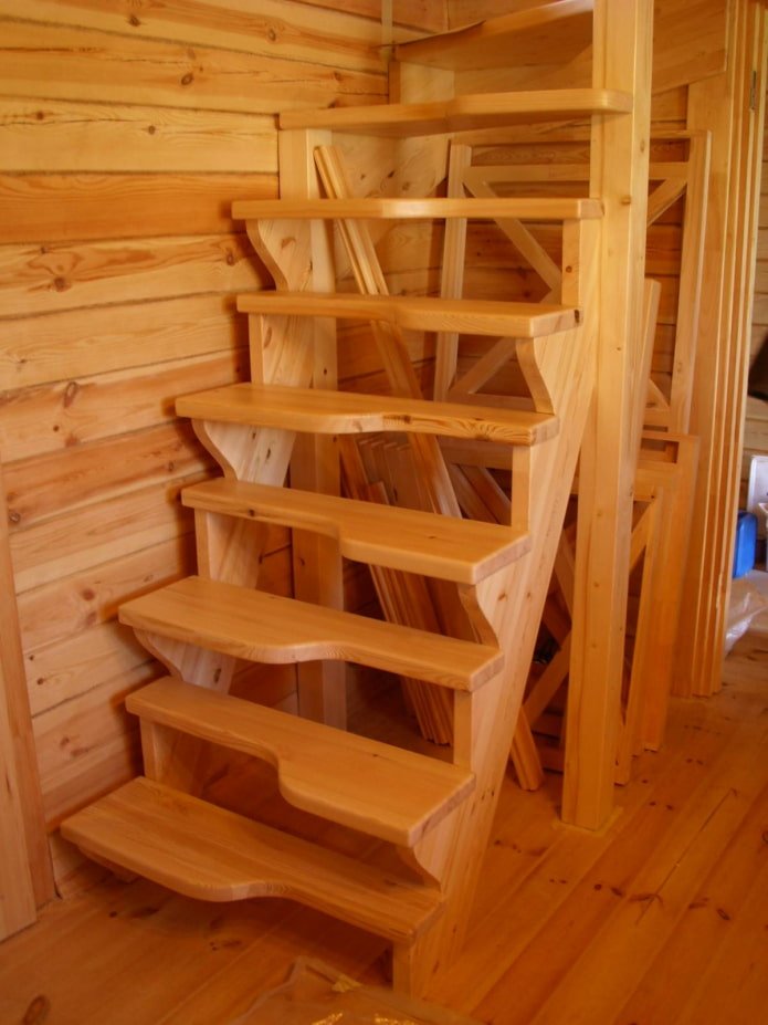 escalera de peldaños de ganso