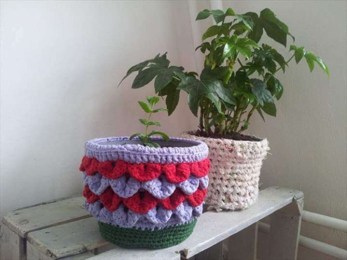 funda de ganchillo para una maceta