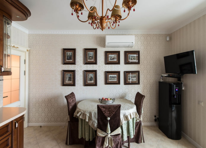 Decoración de pared de cocina de estilo clásico