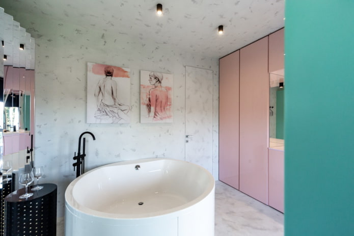 Cuadros en el baño