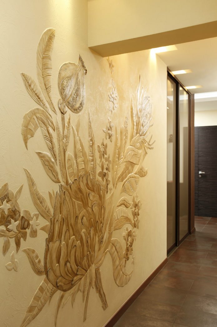 cuadro decorativo de yeso en el interior