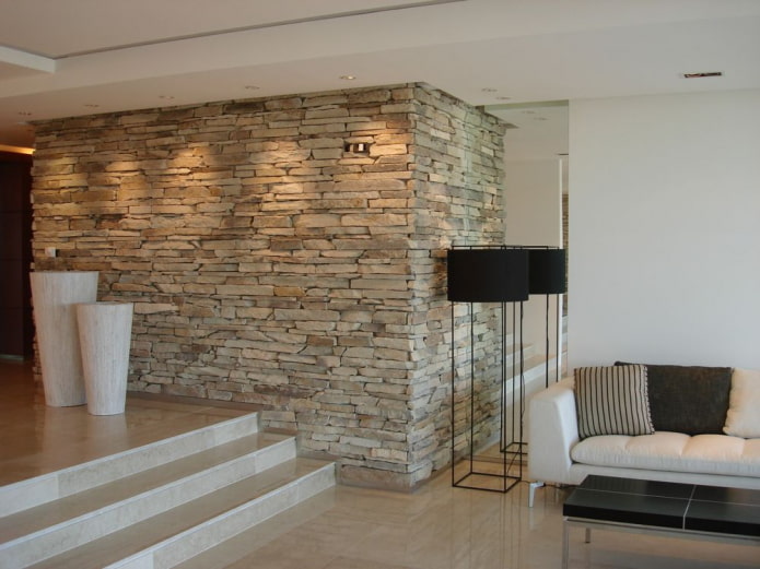 Acabado decorativo de piedra en el interior