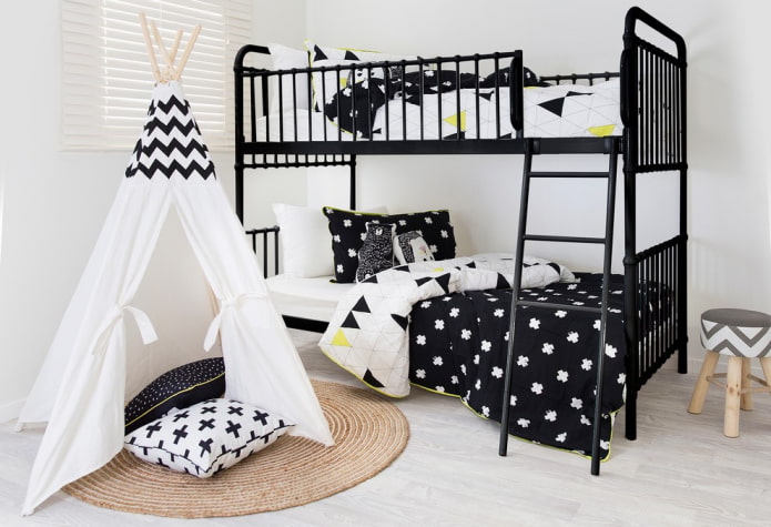 litera forjada en una habitación infantil