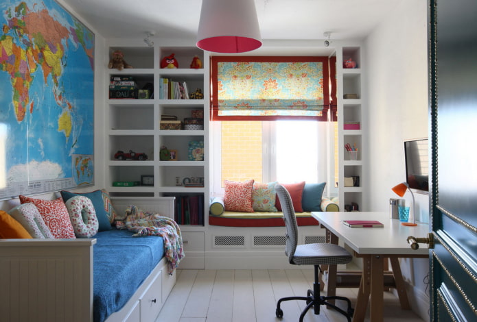 decoración de la ventana de la habitación infantil