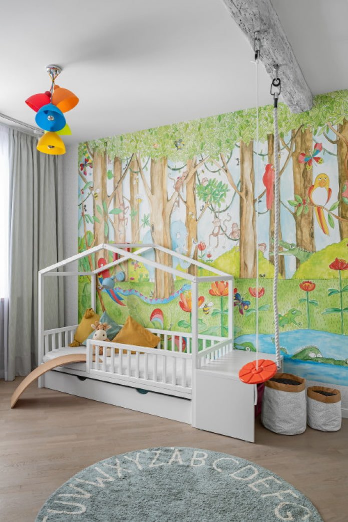 cuadros en la pared de la habitación infantil