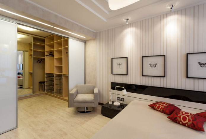 diseño de armario dentro de la habitación
