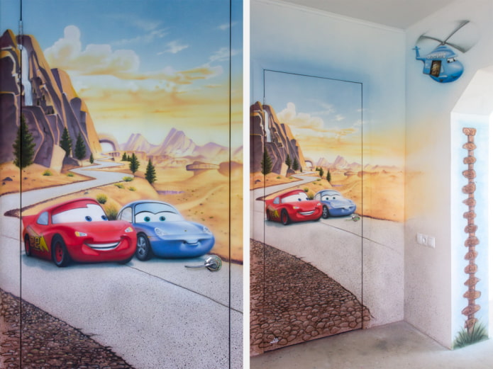 Papel tapiz fotográfico en la puerta