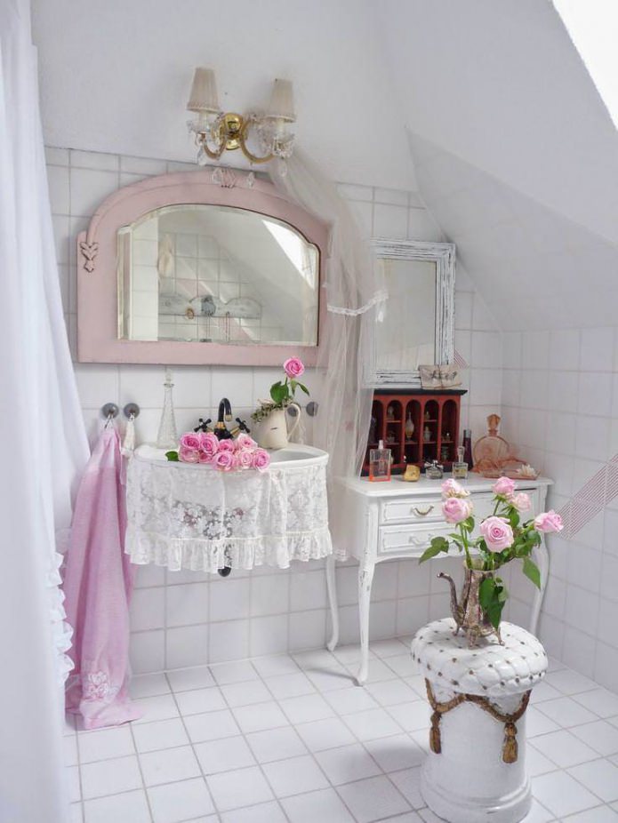 Flores en el baño