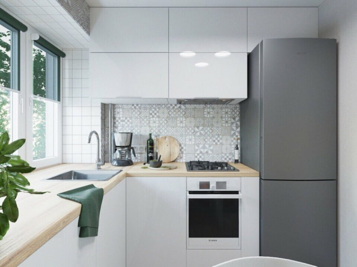 refrigerador en la cocina de 5 m²