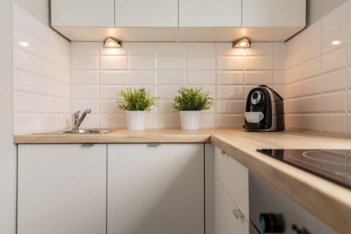Iluminación en una cocina de 6 metros cuadrados