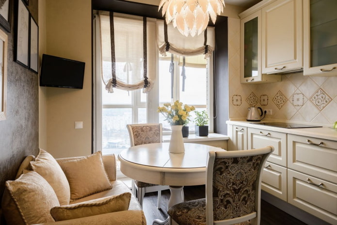 cocina de 7 m² con sofá