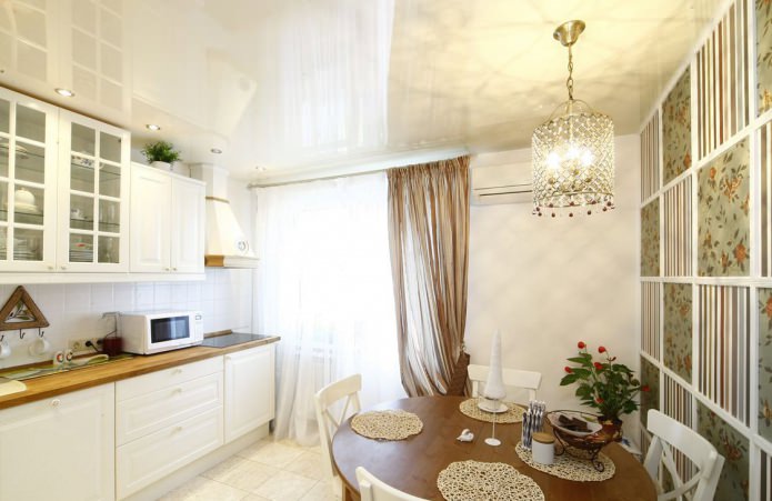 Papel pintado verde para la cocina al estilo provenzal