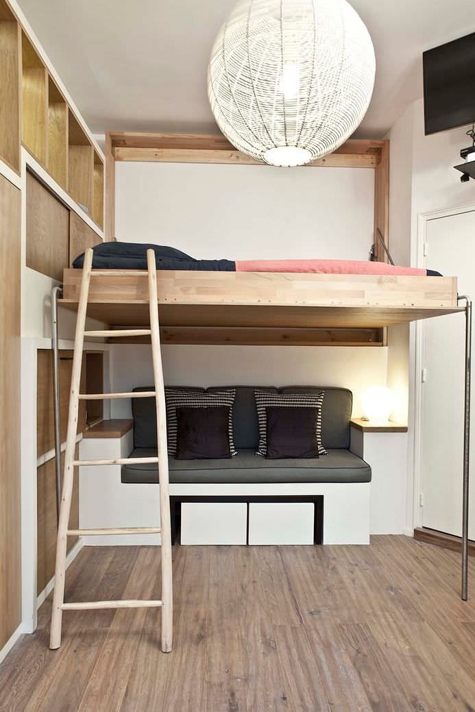 Cama alta con escalera