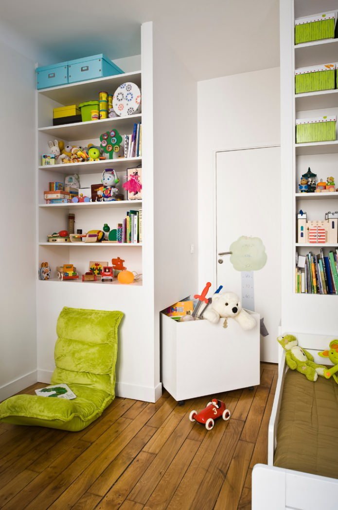 Estantes abiertos para habitación infantil