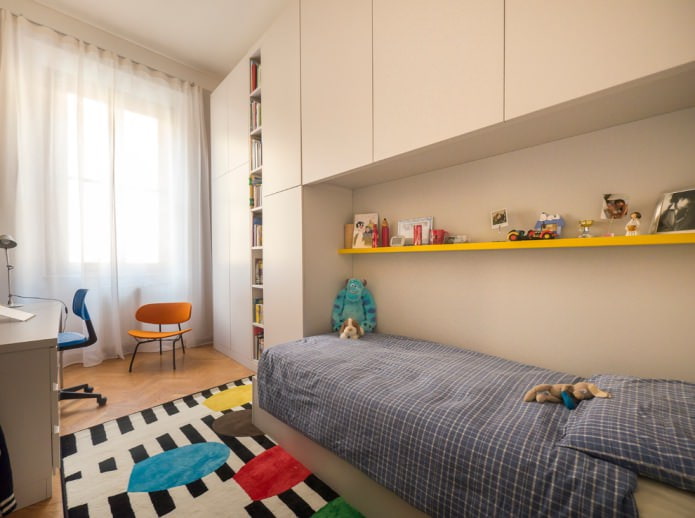 habitación de niño en tonos beige