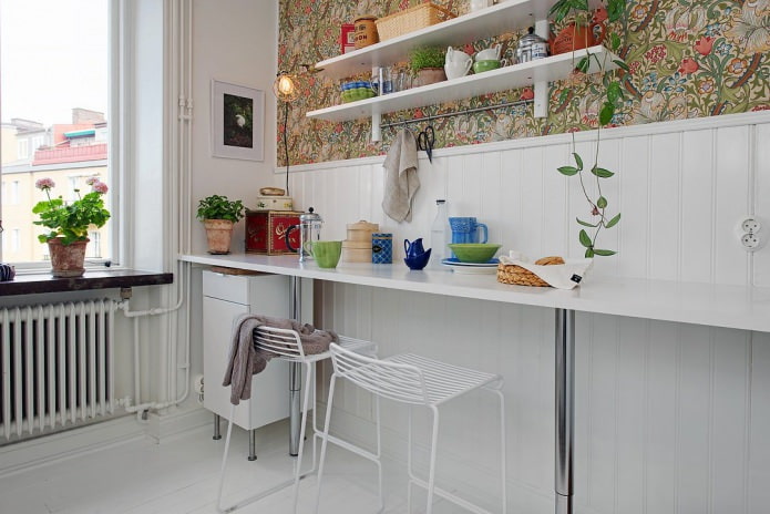 Diseño de una cocina pequeña con barra