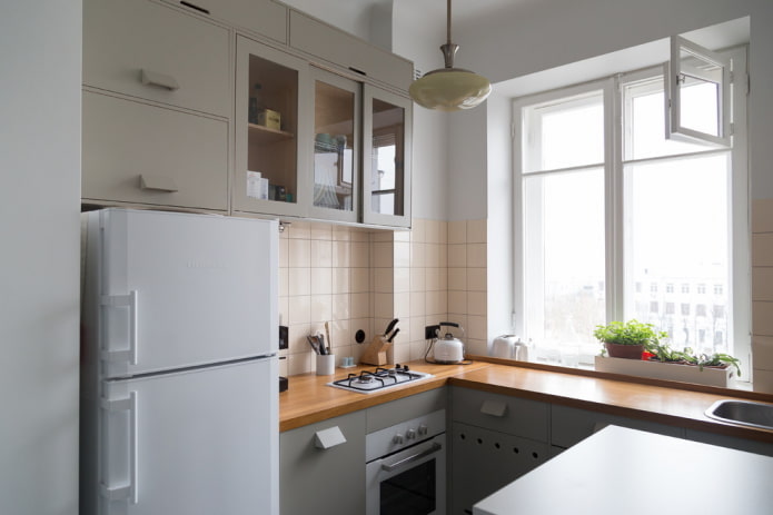 Esquema de colores del interior de una cocina de 5 m²