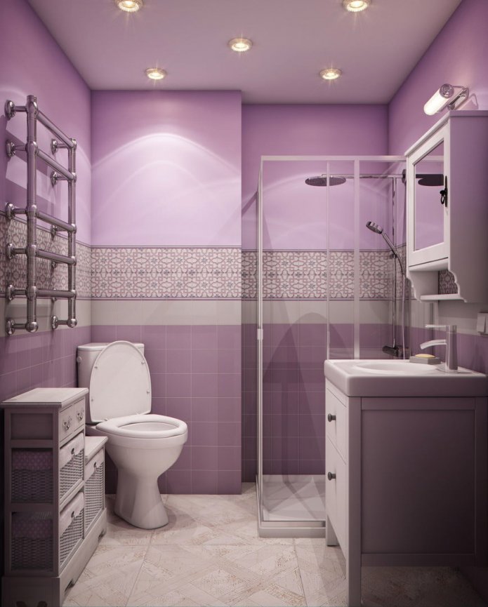 baño combinado con azulejos en las paredes