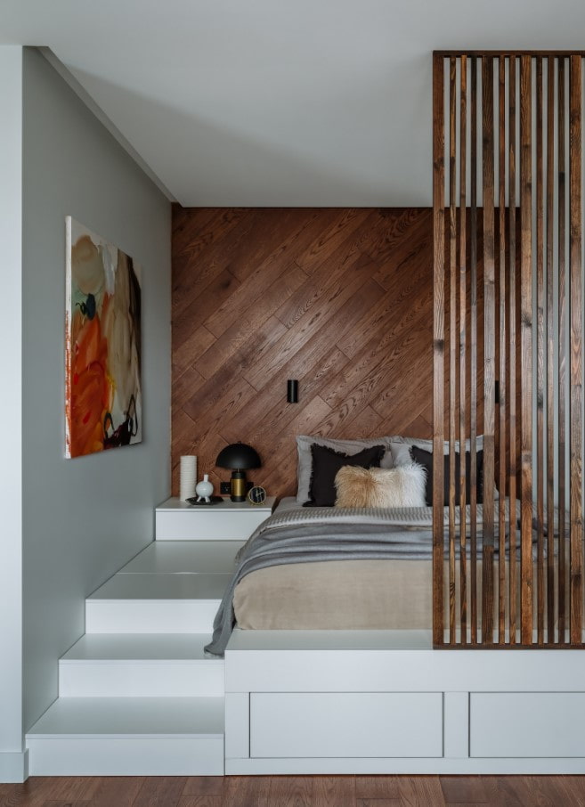cama podio en el interior
