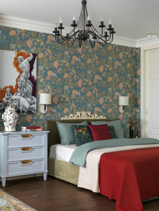 papel tapiz de flores en el dormitorio